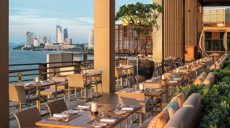 edge-outdoor-seating